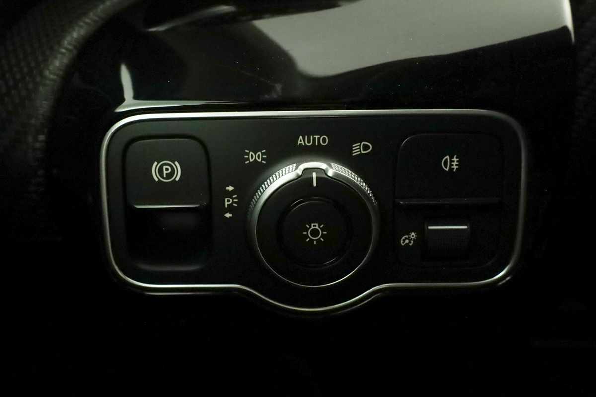 mercedes-benz-classe-a-2024-gasolina-1332cc