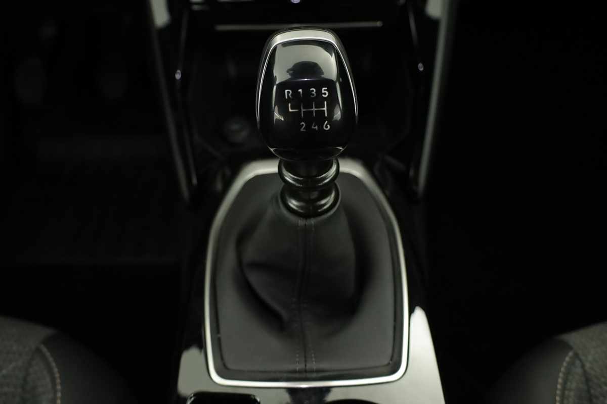 peugeot-2008-2025-gasolina-1199cc
