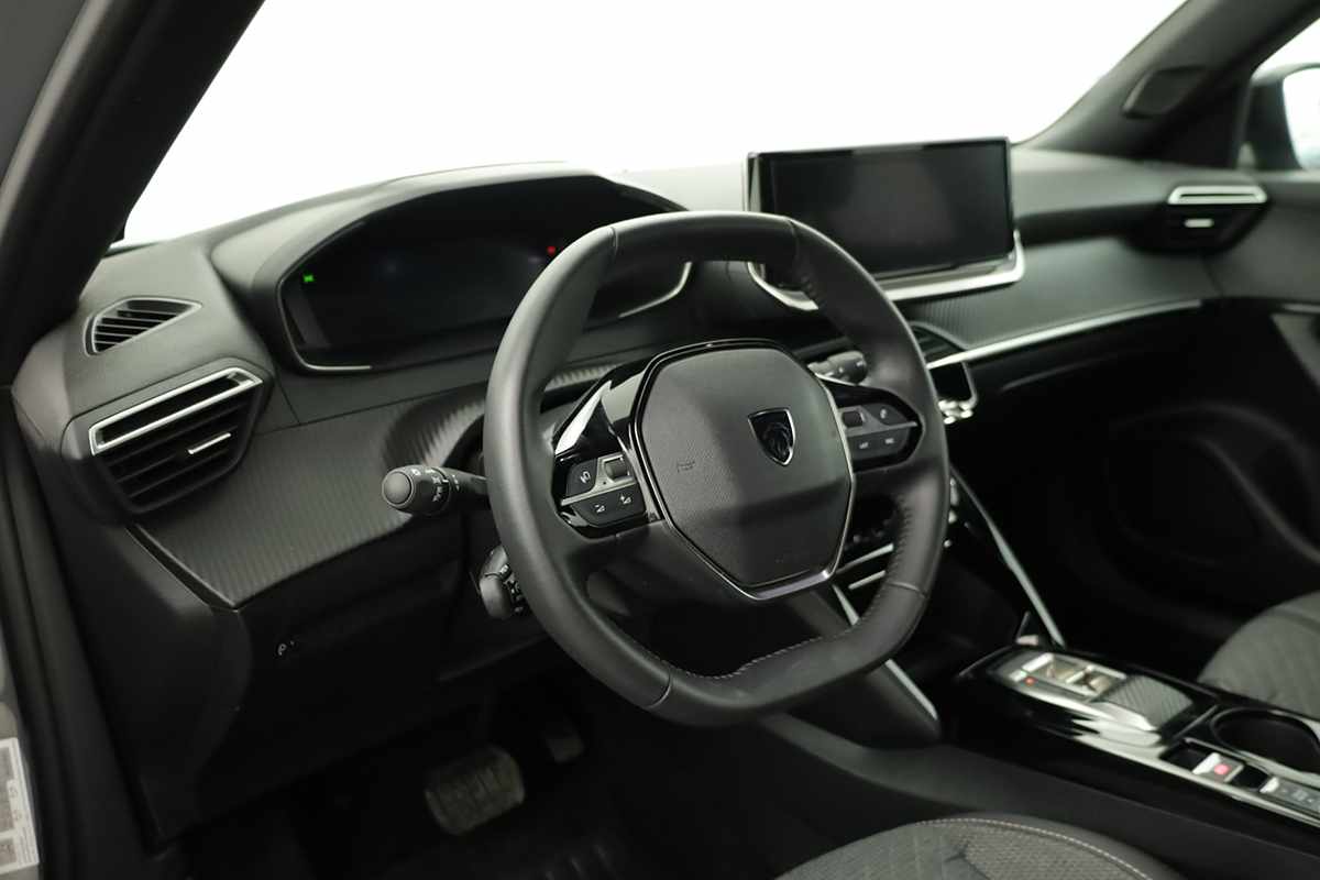 peugeot-e-2008-2025-eletrico-0cc