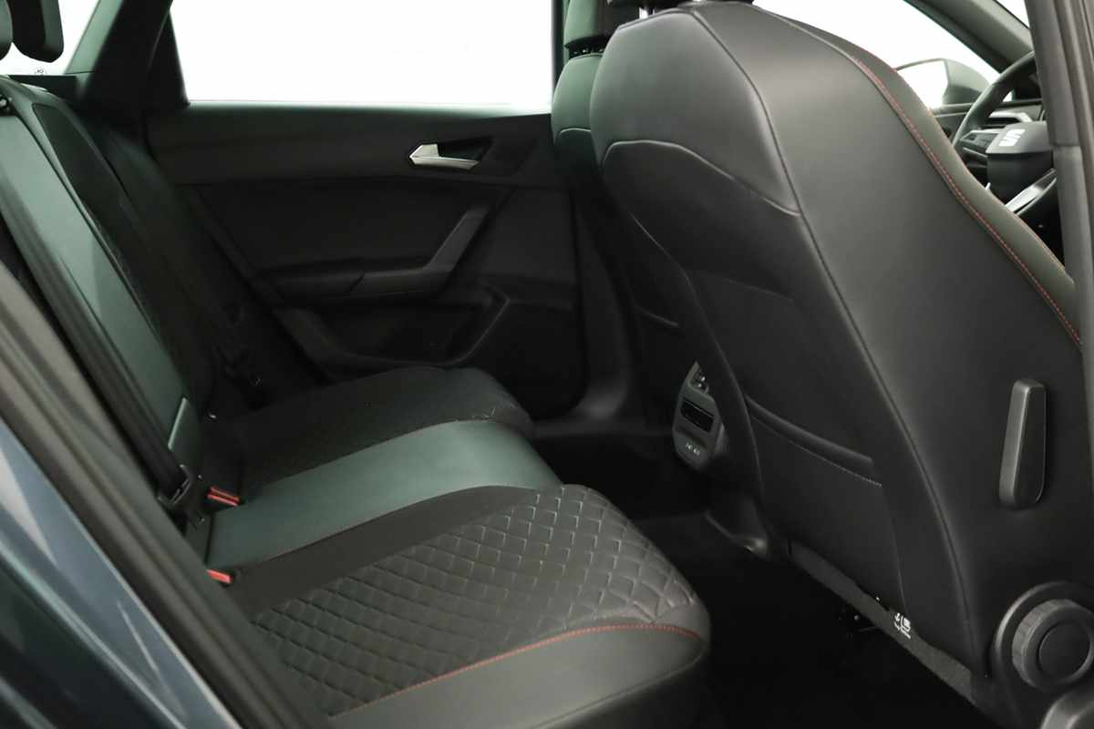 seat-leon-st-2025-hibrido-a-gasolina-1498cc