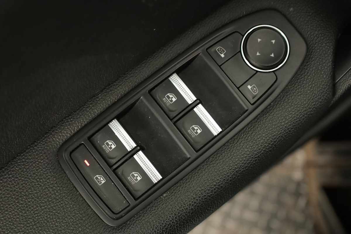 renault-captur-2023-gasolina-999cc