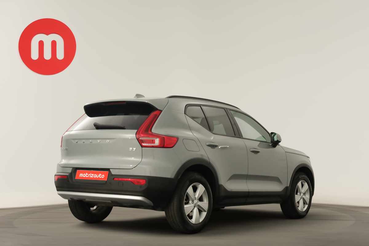 volvo-xc40-2025-gasolina-1969cc