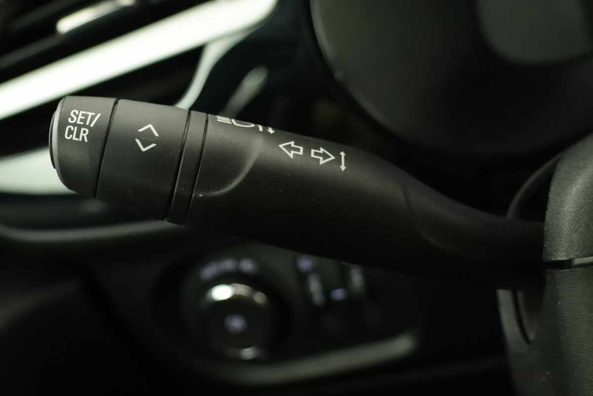 opel-corsa-2025-gasolina-1199cc