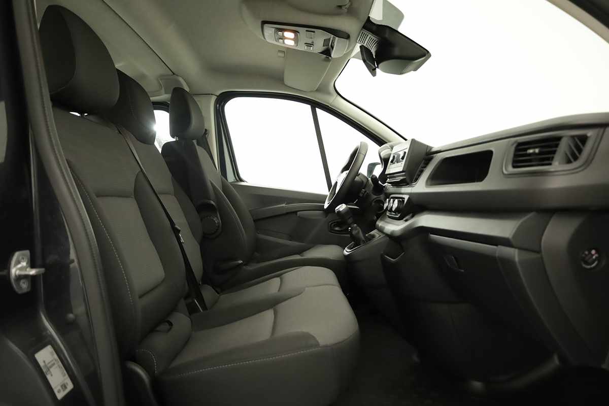 renault-trafic-2024-diesel-1997cc