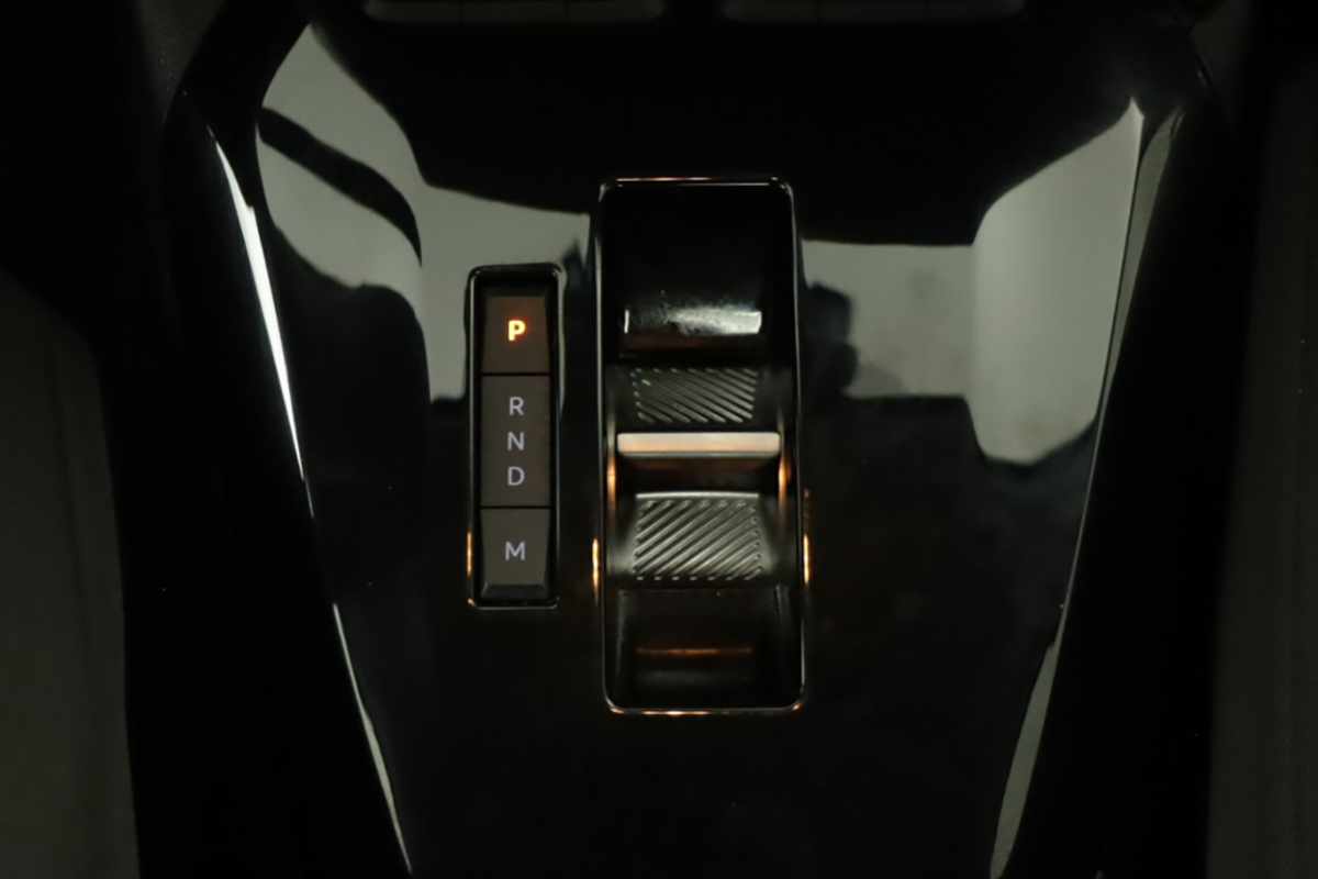 opel-corsa-2025-gasolina-1199cc