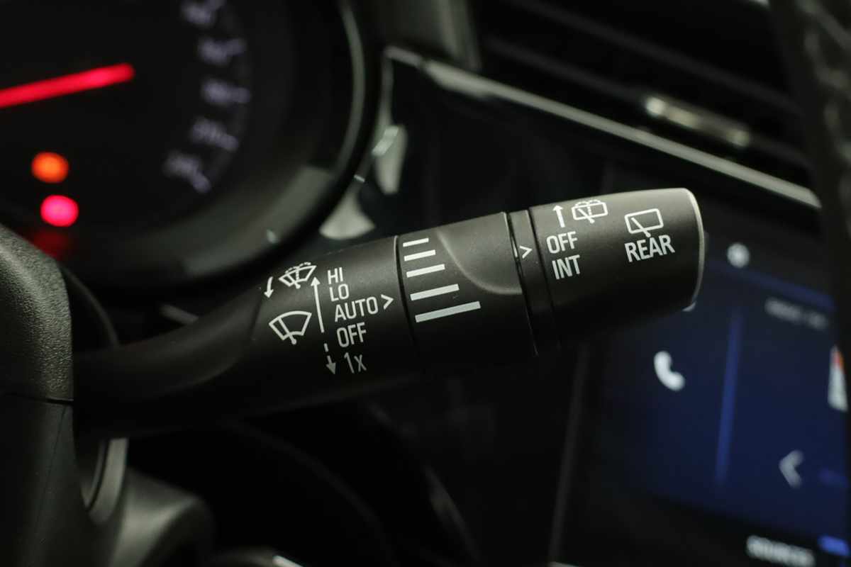 opel-corsa-2025-gasolina-1199cc