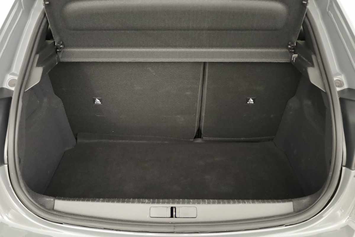 peugeot-208-2025-gasolina-1199cc