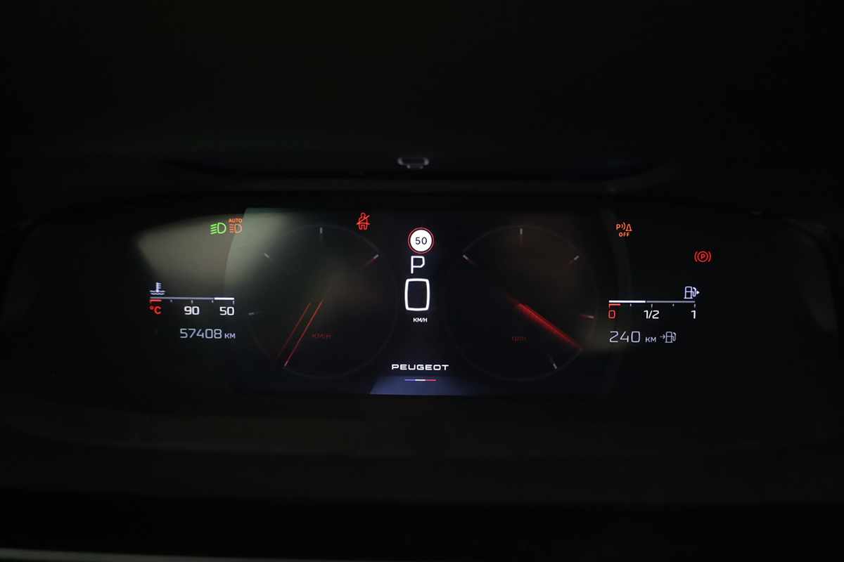 peugeot-308-2024-gasolina-1199cc