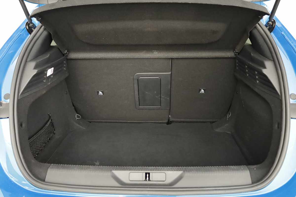 peugeot-308-2024-gasolina-1199cc