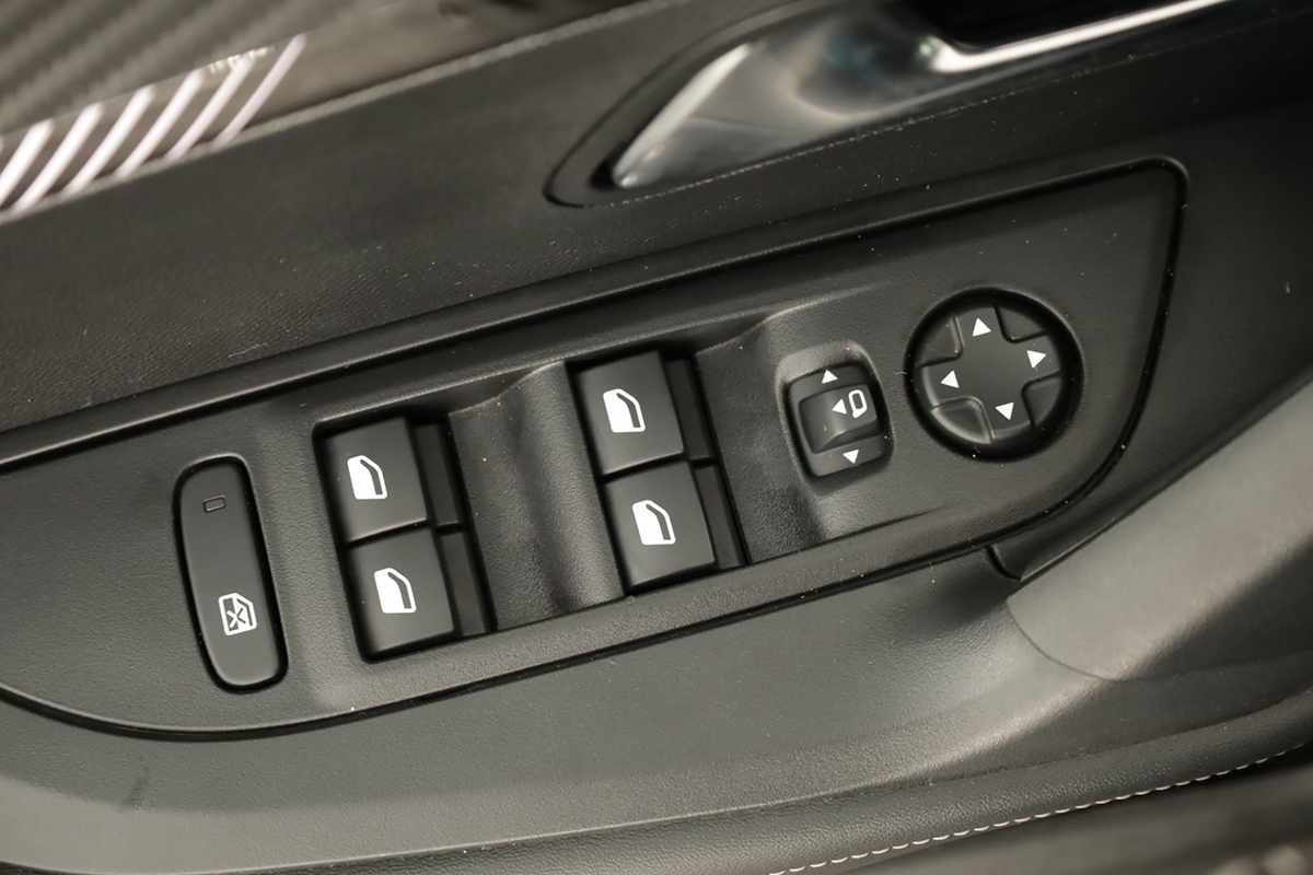 peugeot-2008-2025-gasolina-1199cc