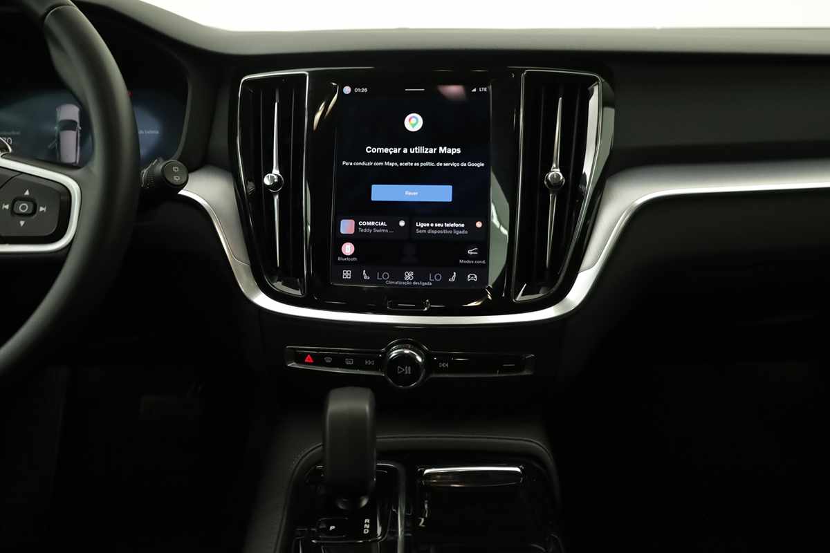 volvo-v60-2025-hibrido-a-gasolina-1969cc