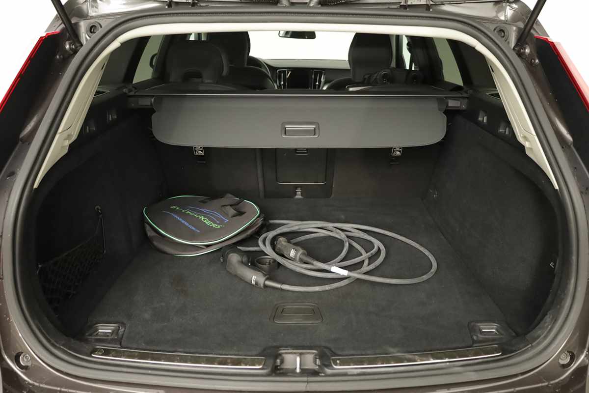volvo-v60-2025-hibrido-a-gasolina-1969cc