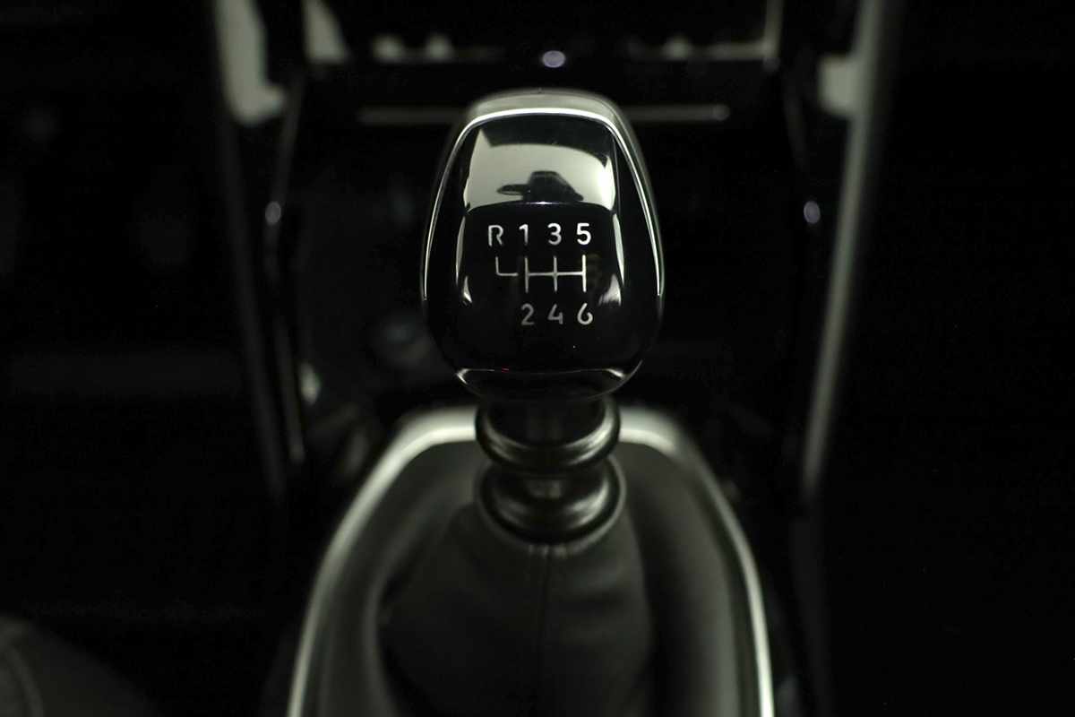 peugeot-2008-2024-gasolina-1199cc