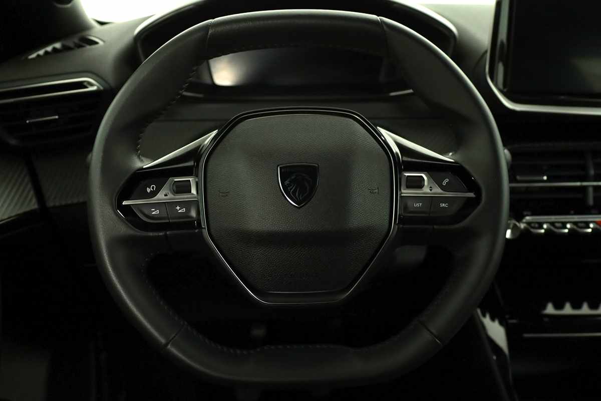 peugeot-2008-2024-gasolina-1199cc