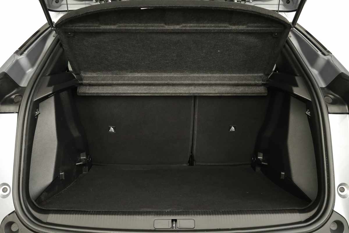 peugeot-2008-2024-gasolina-1199cc