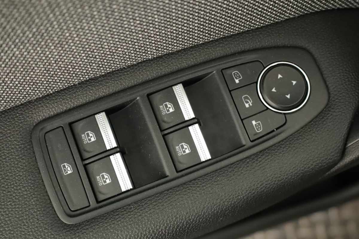 renault-captur-2024-gasolina-999cc