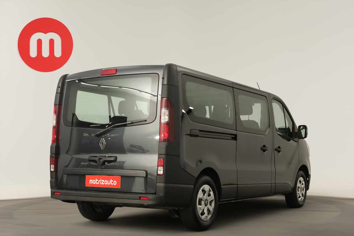 renault-trafic-2024-diesel-1997cc