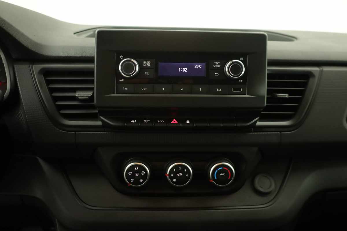 renault-trafic-2024-diesel-1997cc