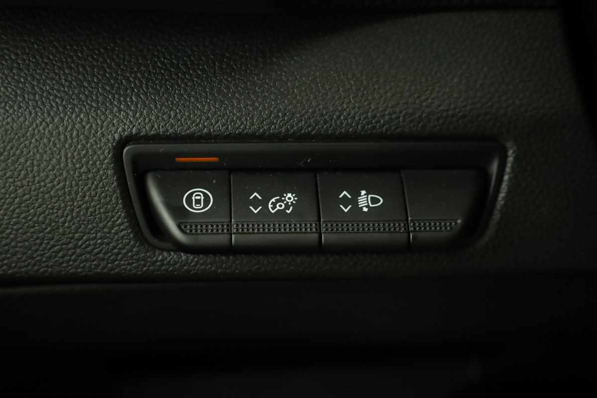 renault-trafic-2024-diesel-1997cc