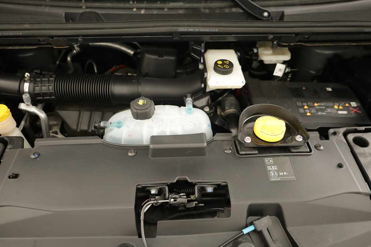 renault-trafic-2024-diesel-1997cc