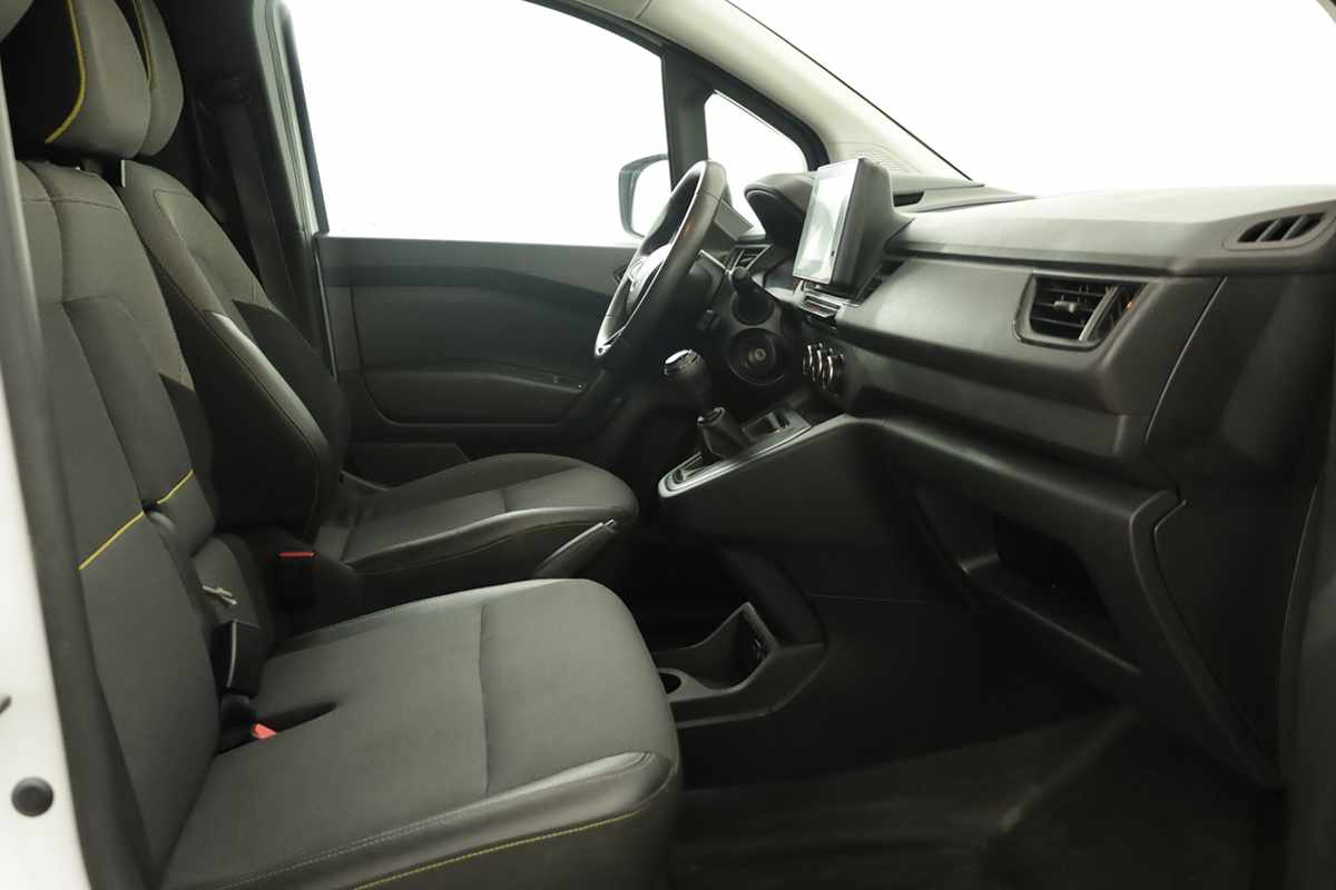 renault-kangoo-2024-diesel-1461cc