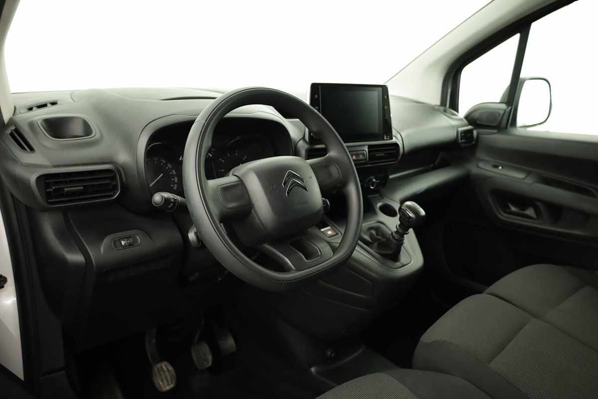 citroen-berlingo-2024-diesel-1499cc