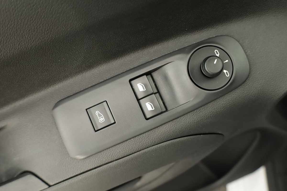 citroen-berlingo-2024-diesel-1499cc