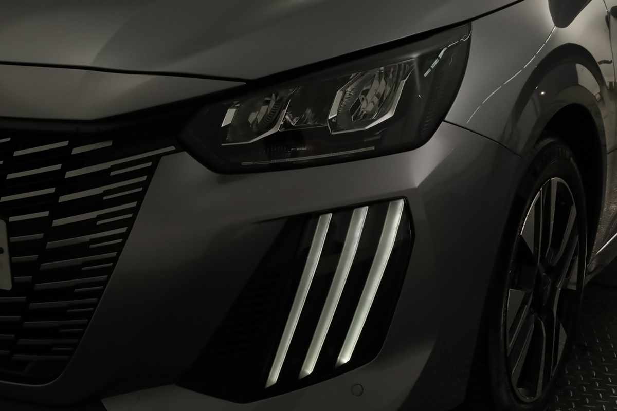 peugeot-208-2025-gasolina-1199cc