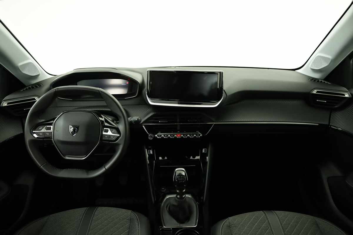peugeot-208-2025-gasolina-1199cc