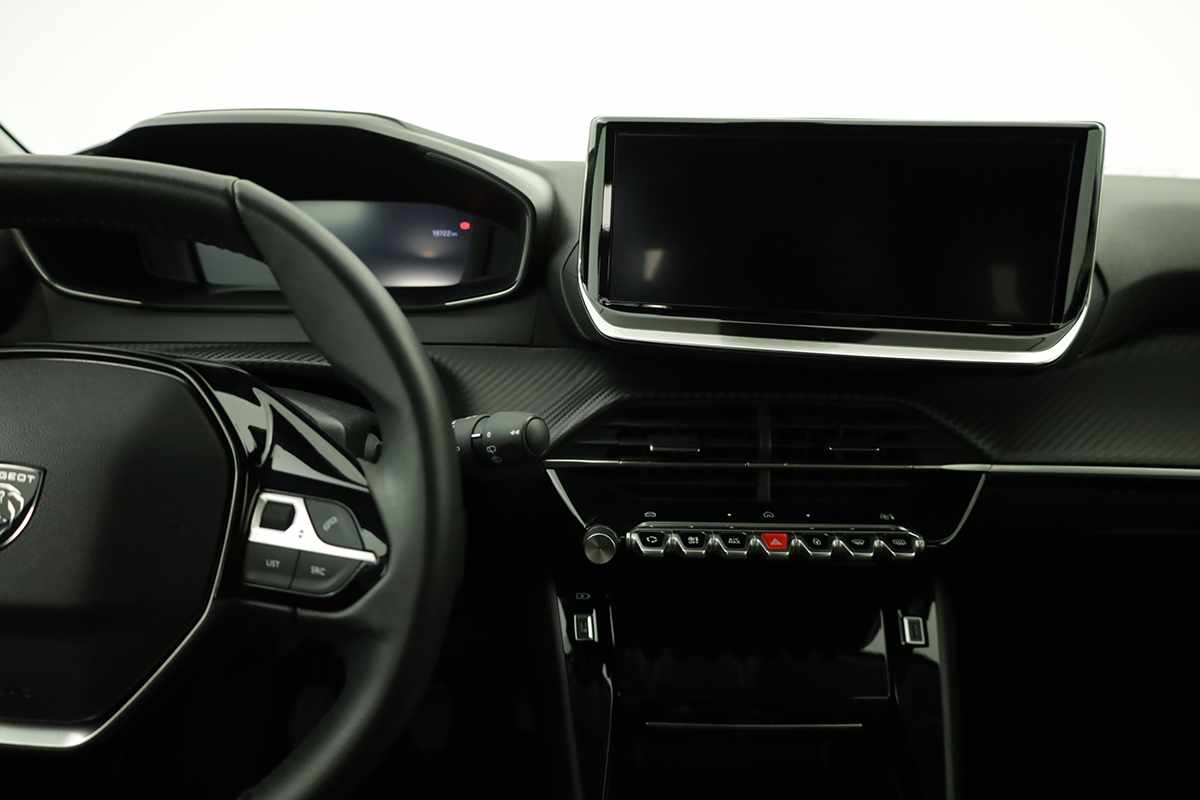 peugeot-208-2025-gasolina-1199cc