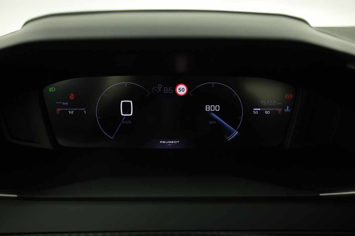 peugeot-208-2025-gasolina-1199cc
