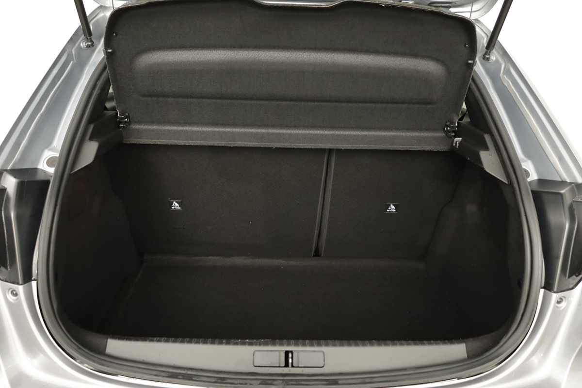 peugeot-208-2025-gasolina-1199cc