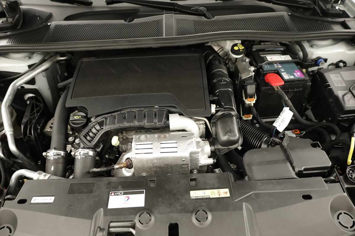 peugeot-308-2024-gasolina-1199cc