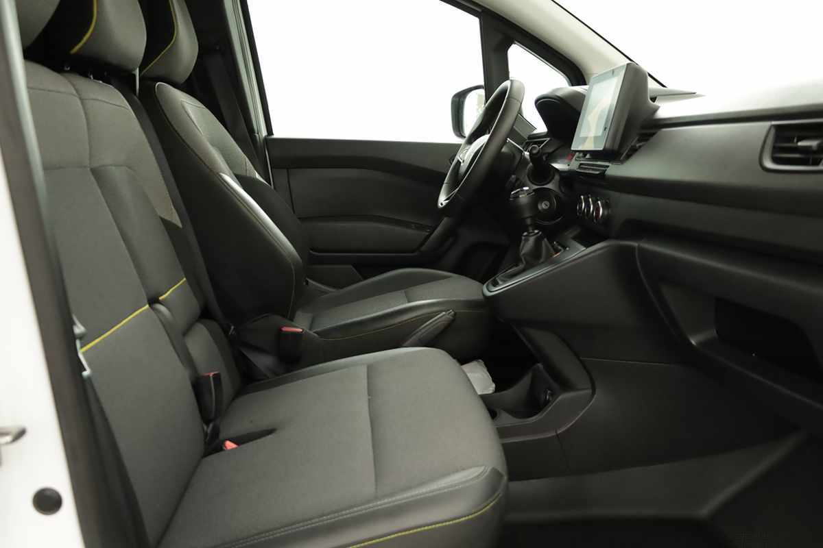 renault-kangoo-2024-diesel-1461cc