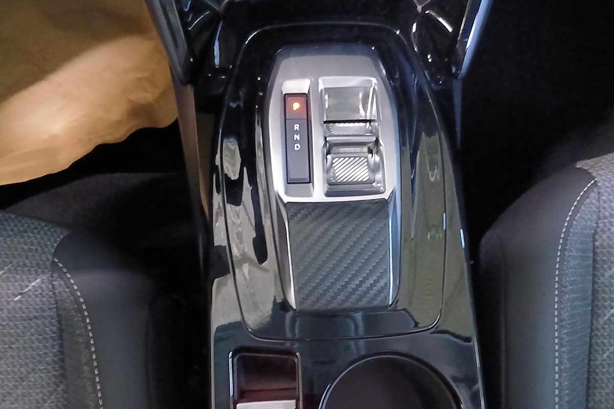 peugeot-208-2026-gasolina-1199cc