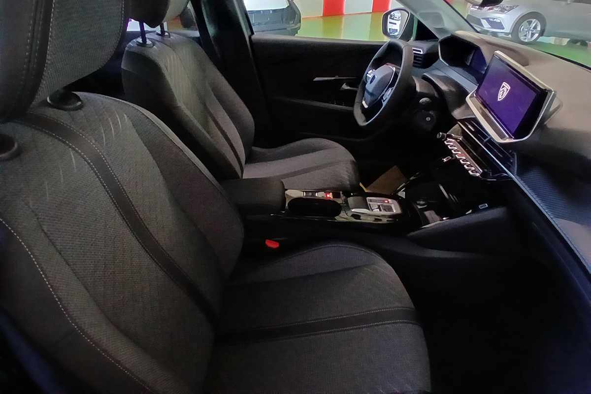 peugeot-208-2026-gasolina-1199cc