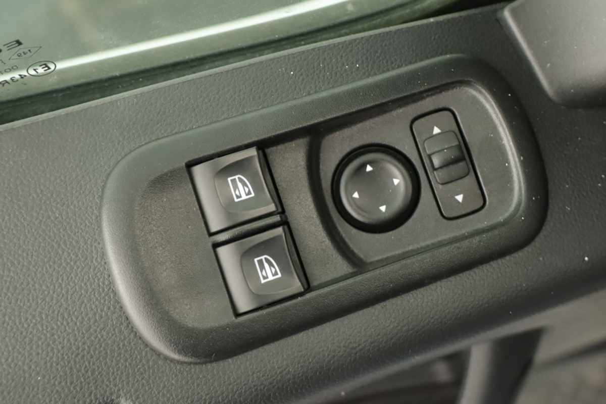 renault-master-2022-diesel-2299cc