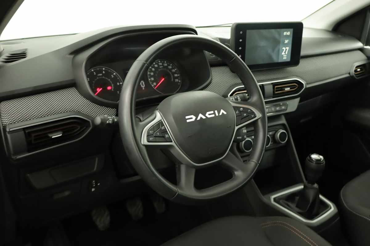 dacia-sandero-2024-gasolina-999cc