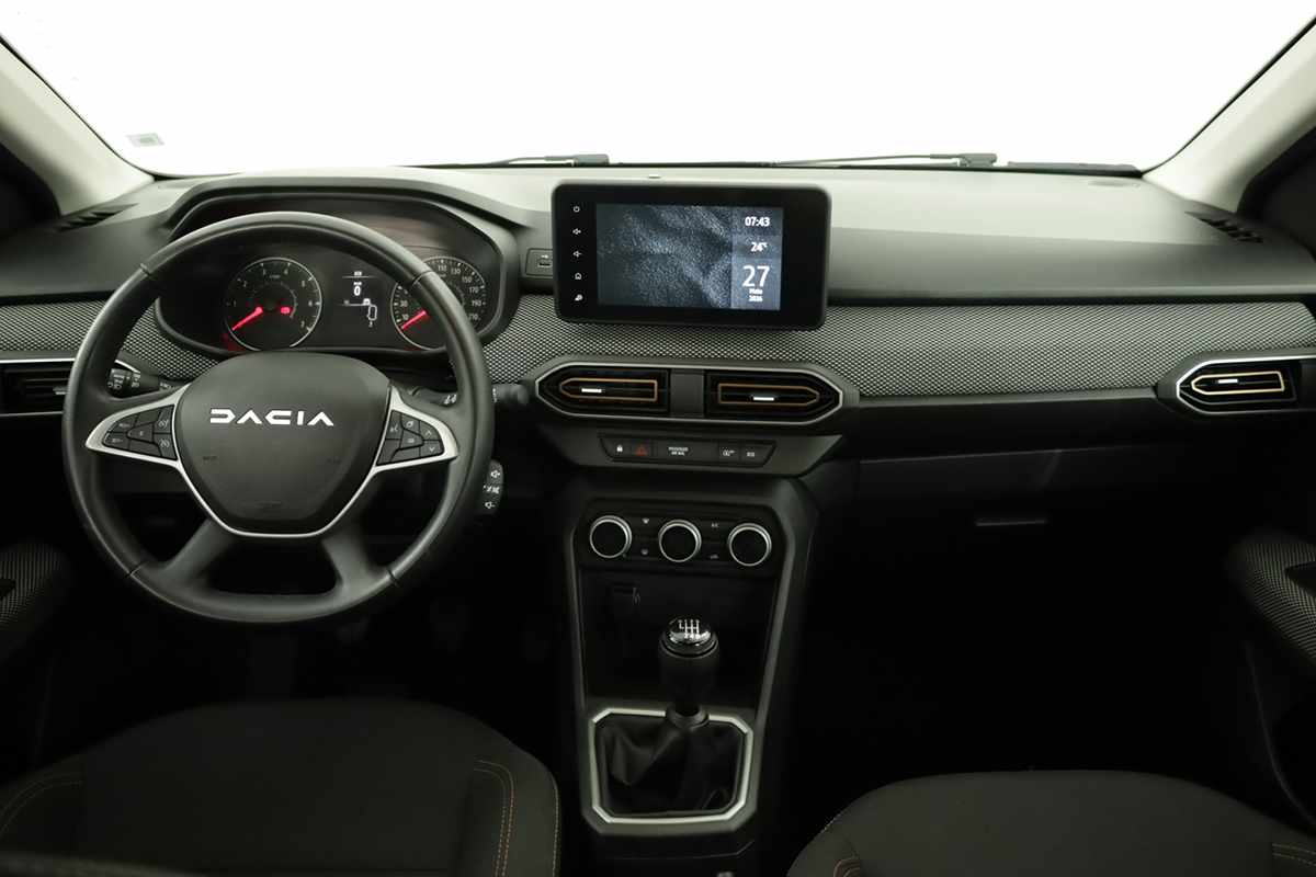 dacia-sandero-2024-gasolina-999cc
