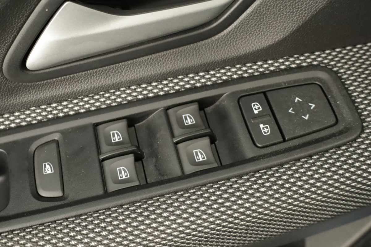 dacia-sandero-2024-gasolina-999cc