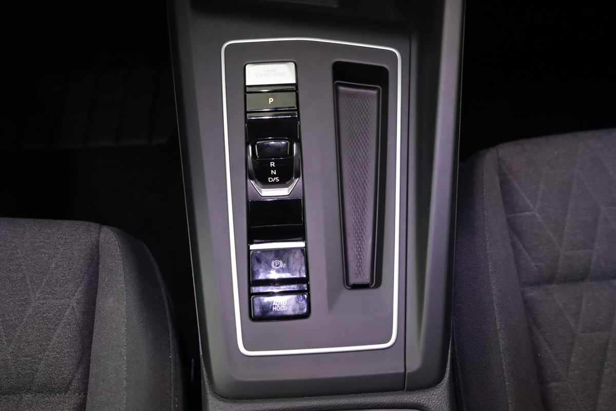 volkswagen-golf-2026-hibrido-a-gasolina-1498cc