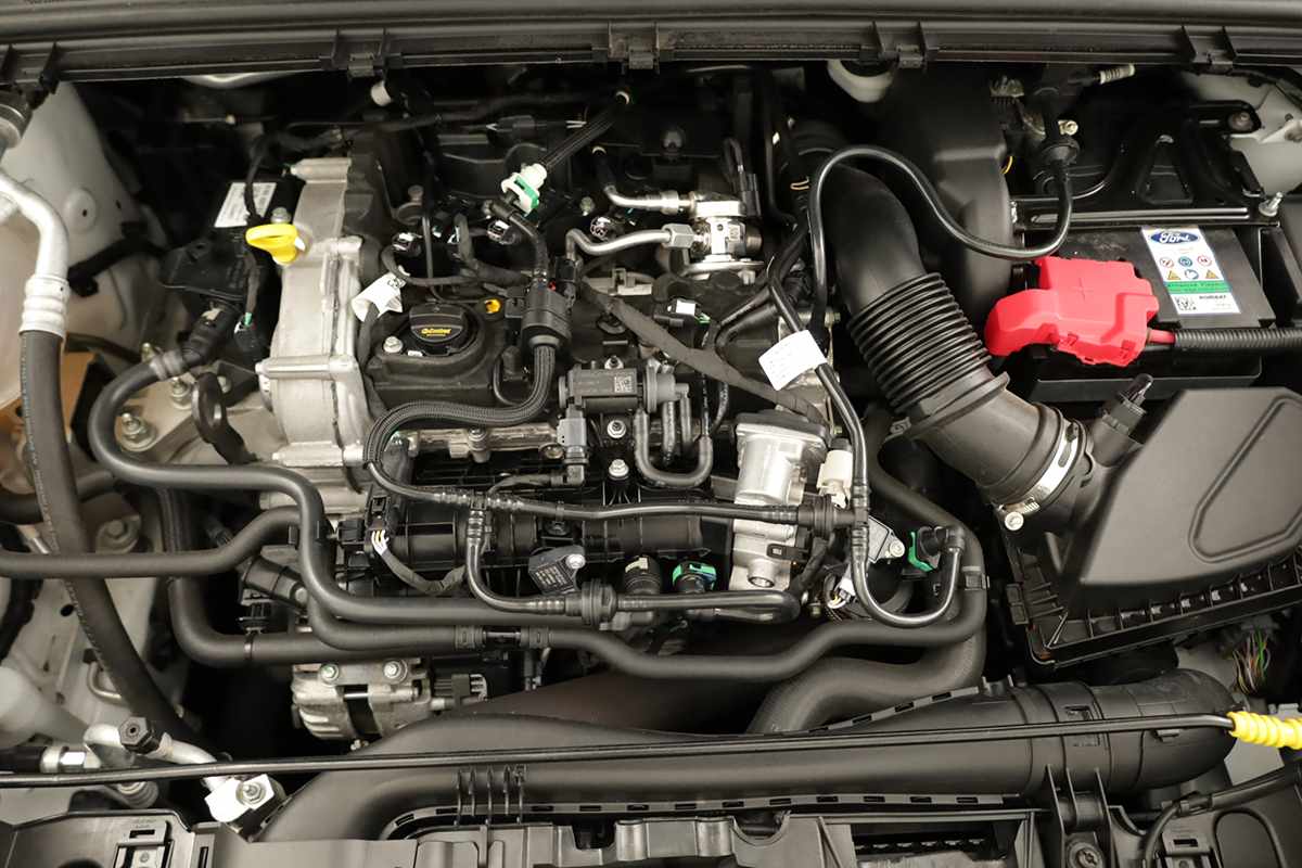 ford-puma-2025-gasolina-998cc