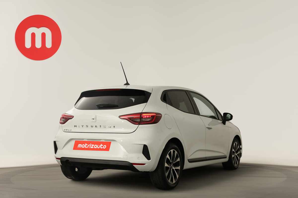 mitsubishi-colt-2024-gasolina-999cc