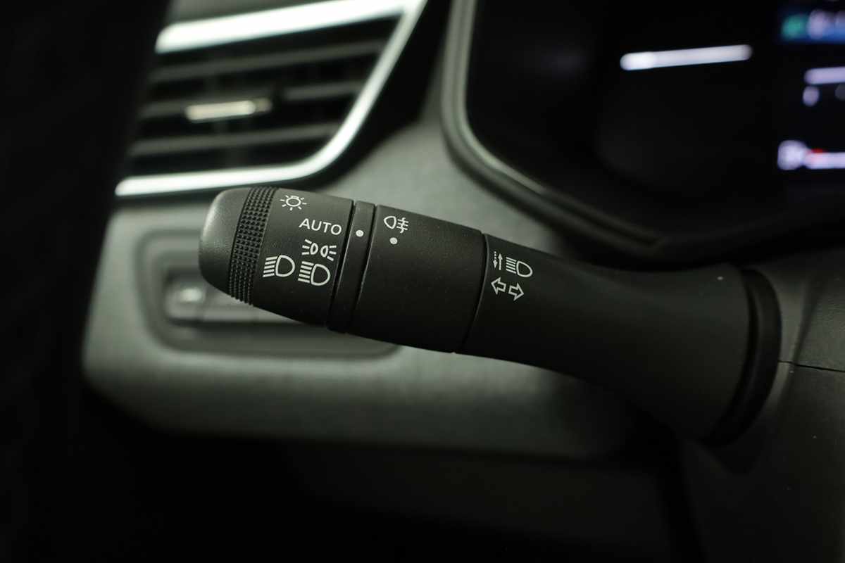 mitsubishi-colt-2024-gasolina-999cc