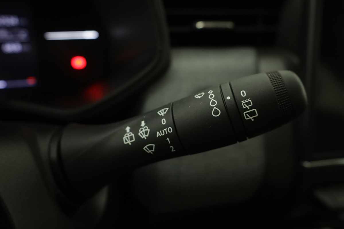 mitsubishi-colt-2024-gasolina-999cc