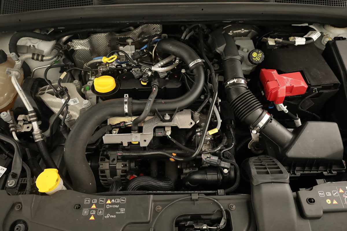 mitsubishi-colt-2024-gasolina-999cc