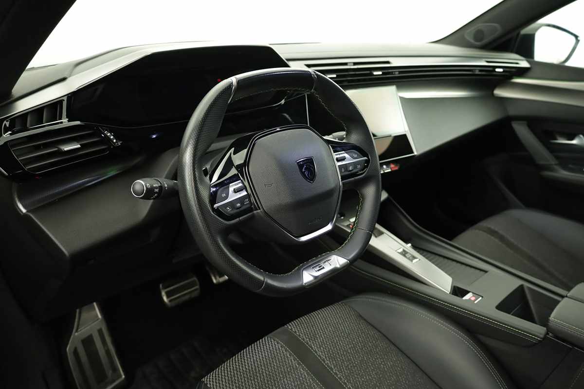 peugeot-308-sw-2024-gasolina-1199cc