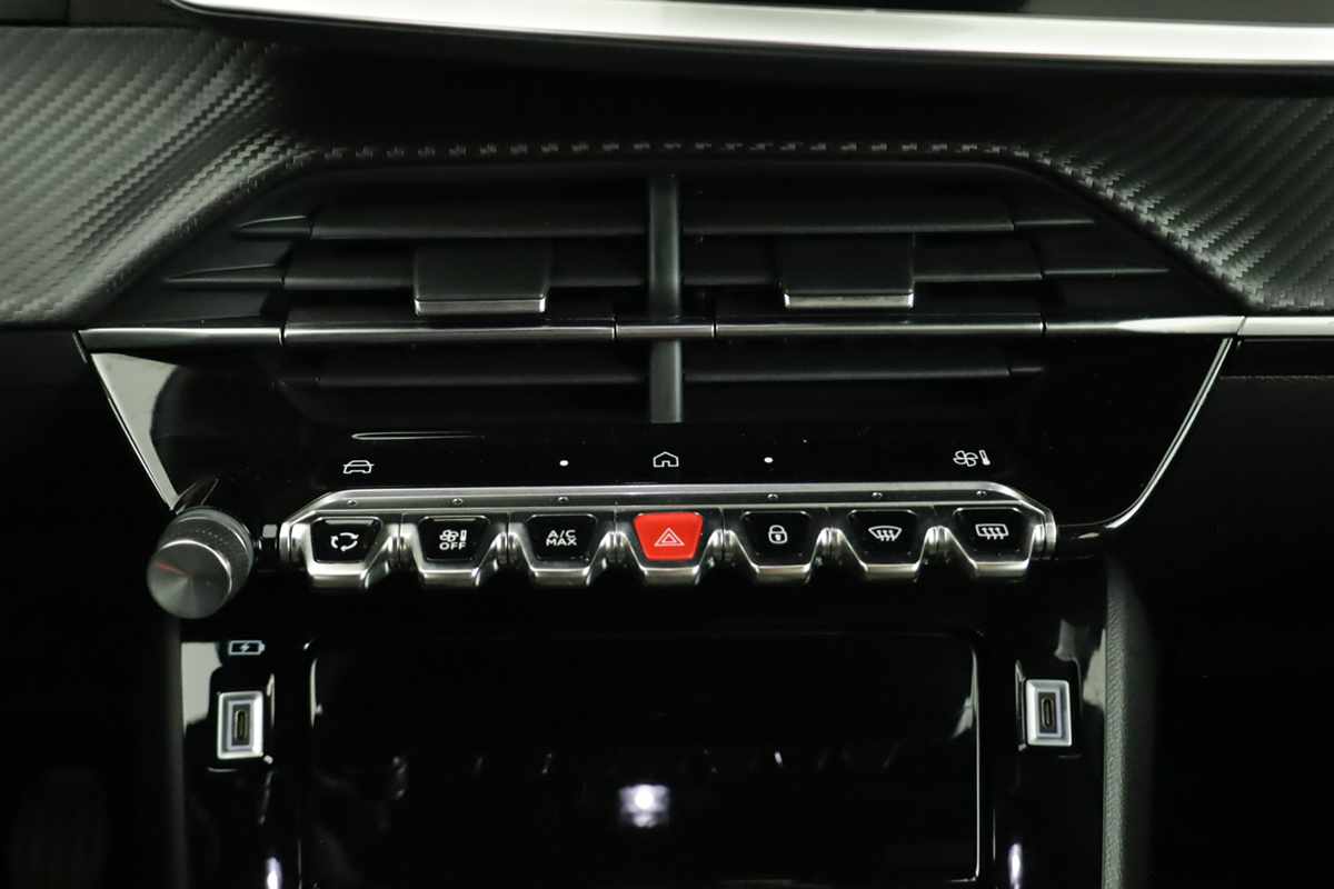 peugeot-2008-2024-gasolina-1199cc