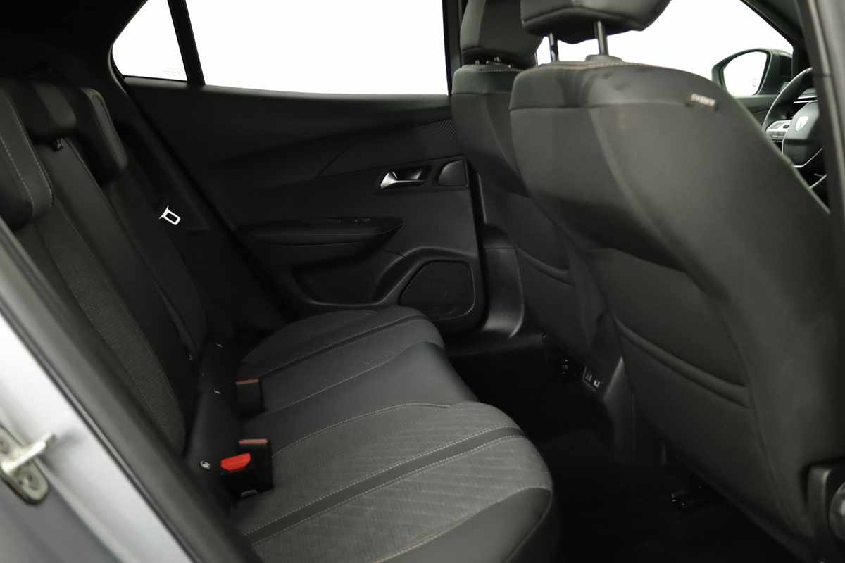 peugeot-2008-2024-gasolina-1199cc