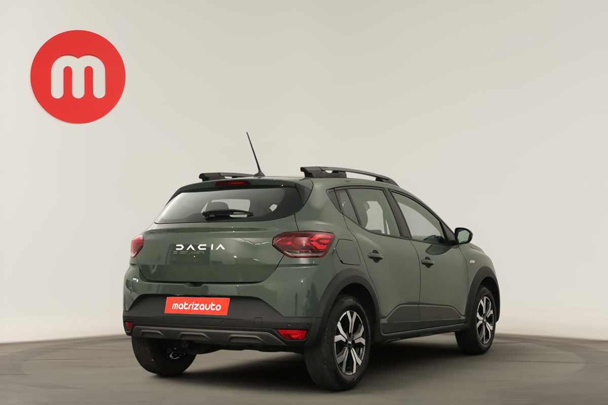 dacia-sandero-2024-gasolina-999cc